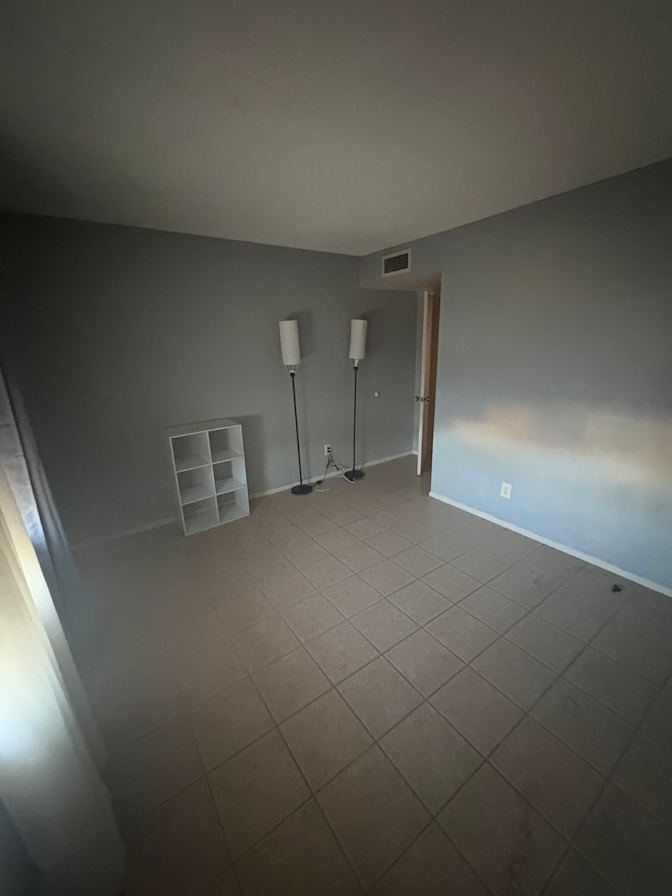 katrina meza's room