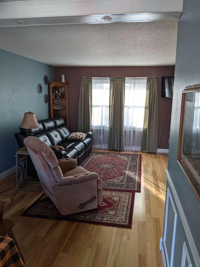 Eric Thompson's room