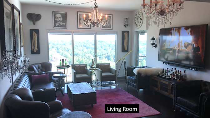jon bell's room