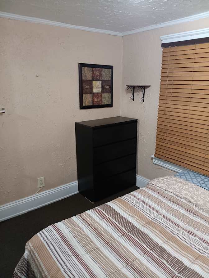 MJ place's room