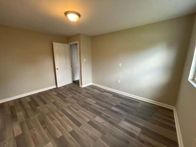 Alcove Rooms's room