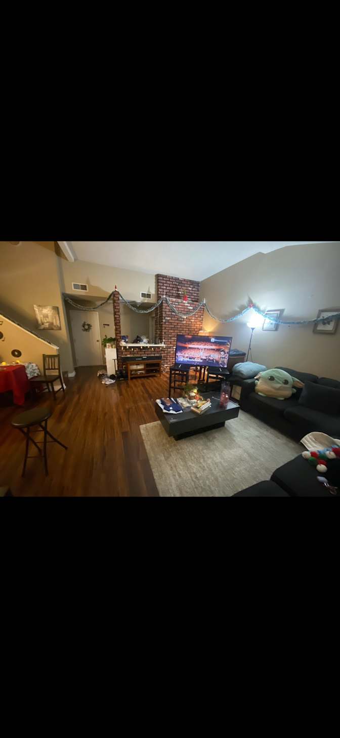 Eliya's room