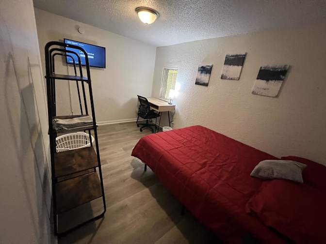 PadSplit's room