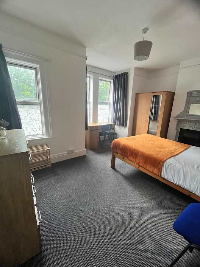 Sandra Reid's room