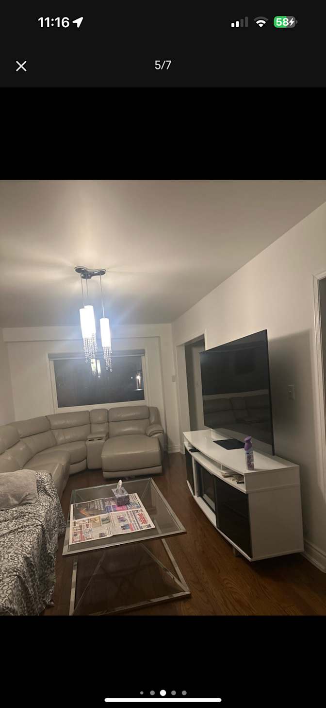 Samreenpreet Kaur's room