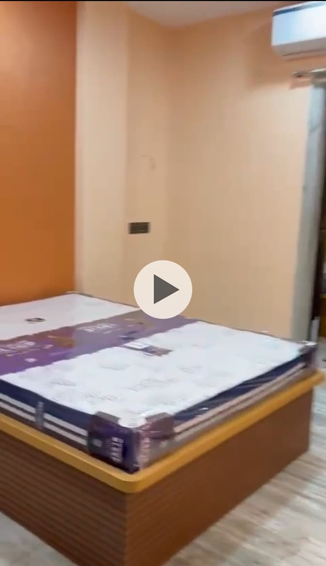 JANHAVI BHAKT's room