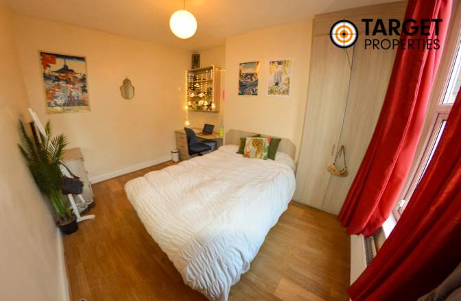Sonya Kotowska's room
