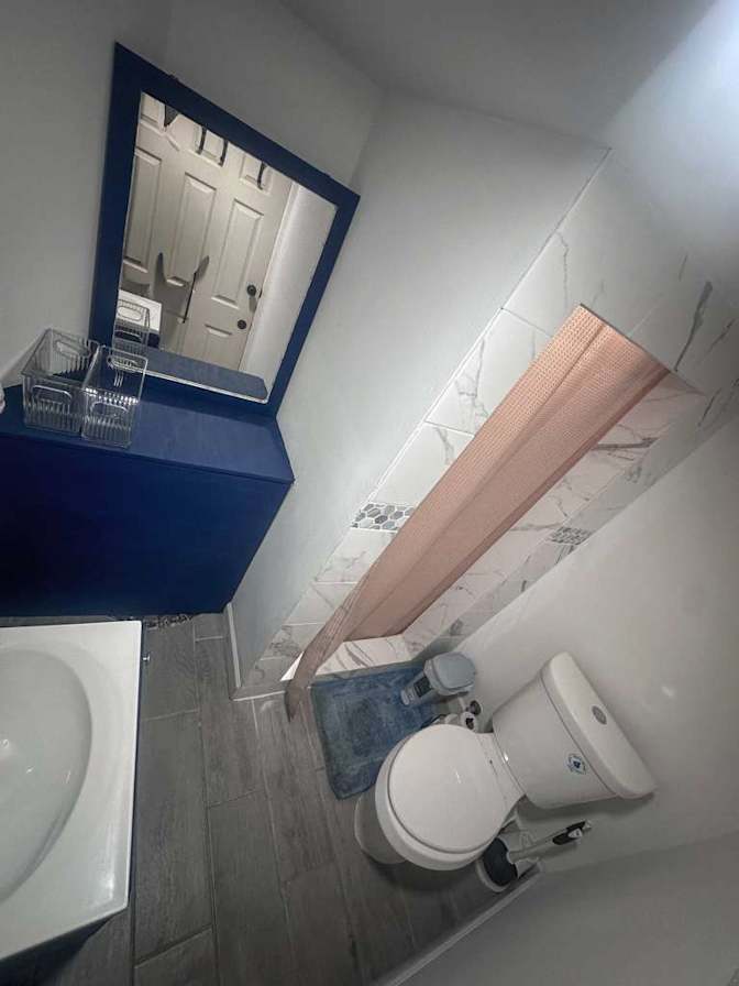 Johan Rentals's room
