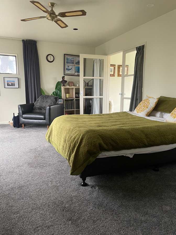 Ray SMITH's room