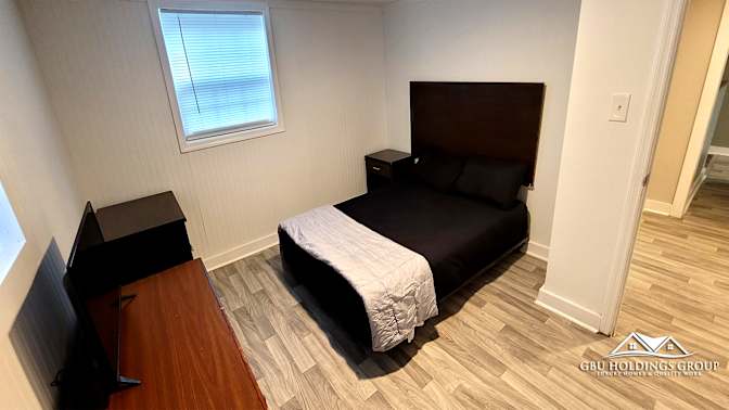 GBU Holdings Group's room