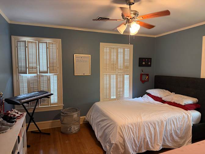 Menzelle Dedeaux's room