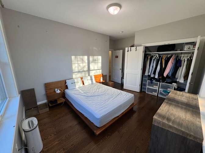 JR's room