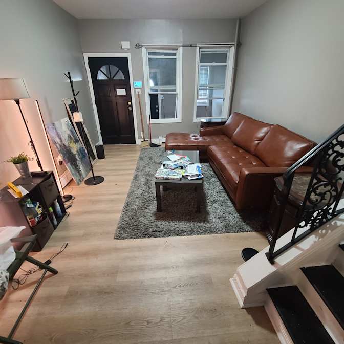 Darryl's room