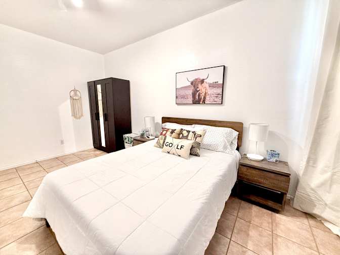 Jenni's room