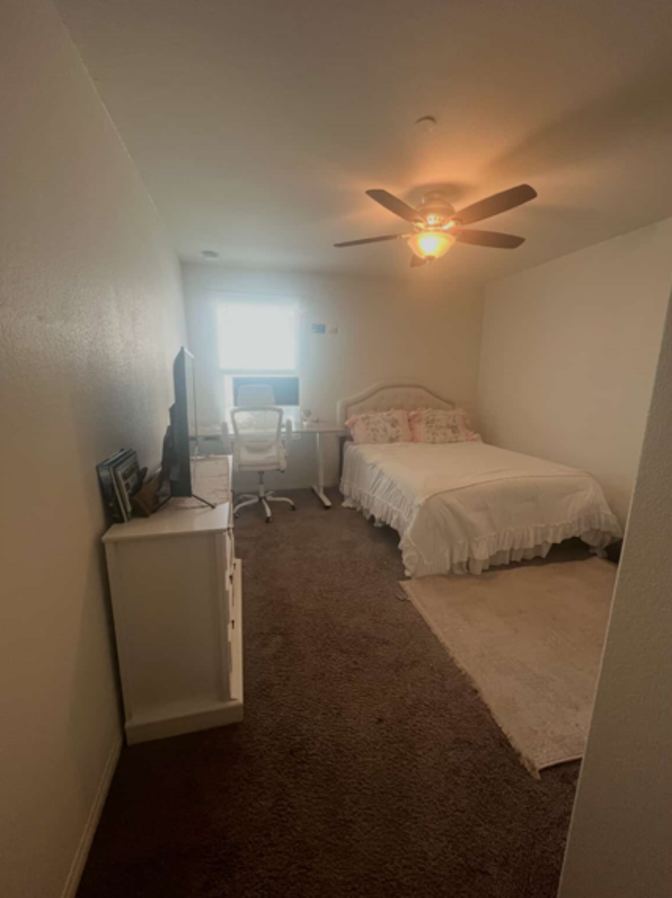 kat's room