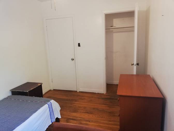 BILL's room