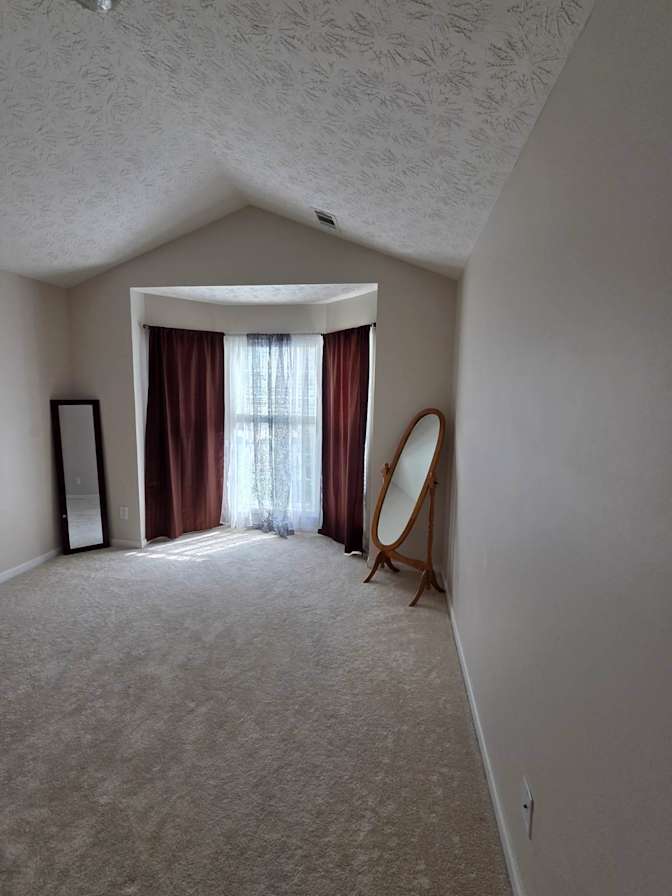 Stephen - Natalya's room