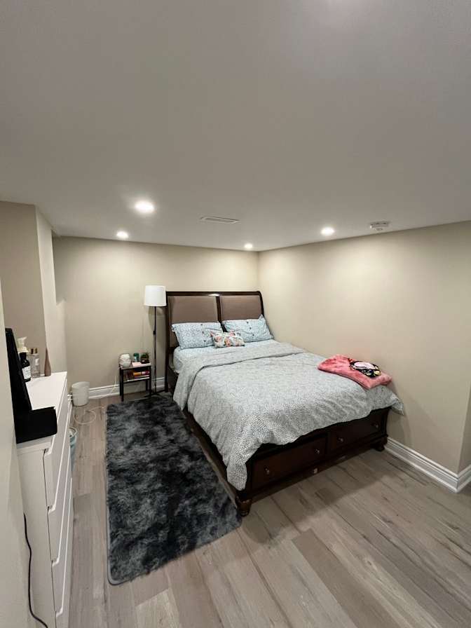 Lade's room