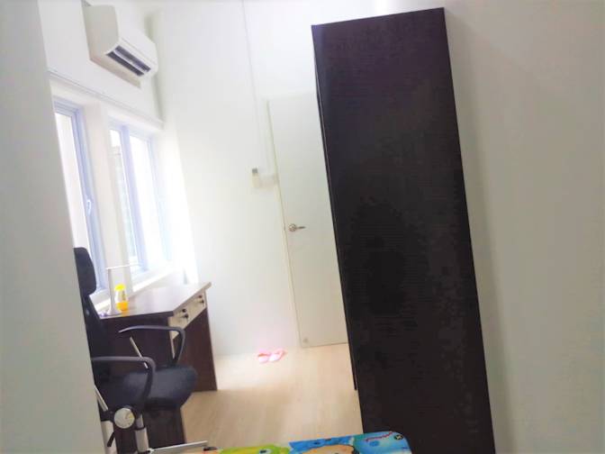 Roomy's room