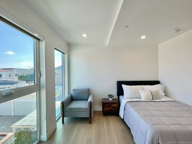 Nexus's room