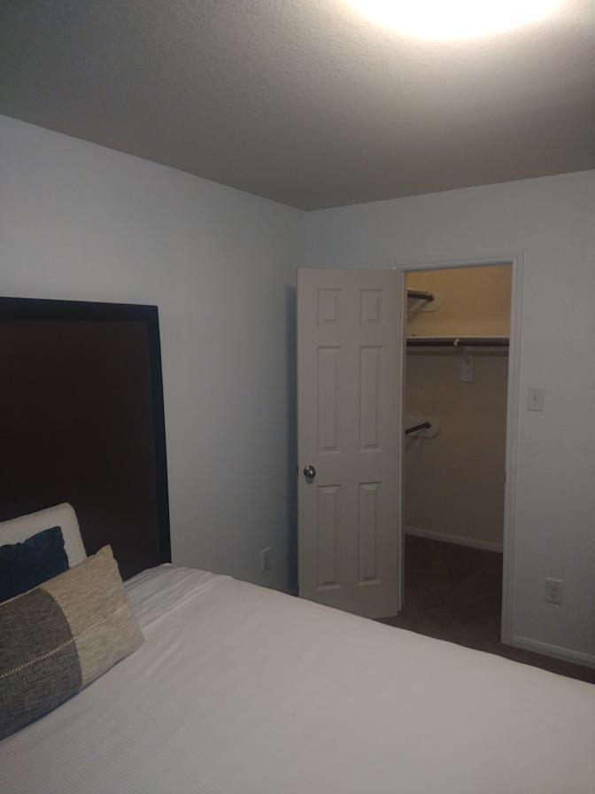 Lynn's room
