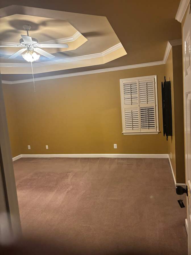 GEORGE's room
