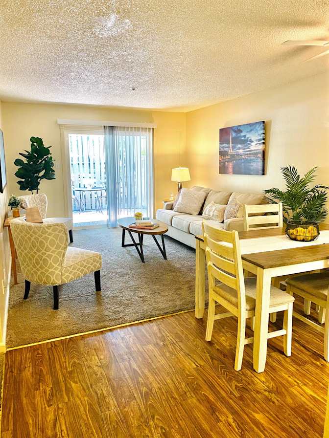Allegro Apartments's room
