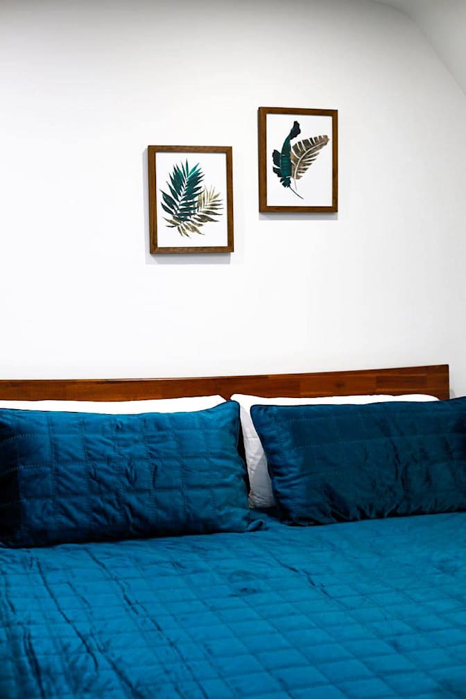 farnaz hosseini's room