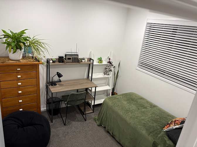 Larissa's room