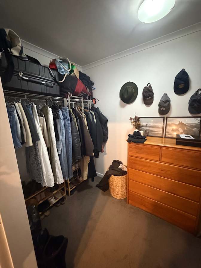 Nikita Gee's room