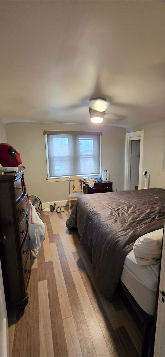 WALTER GROGAN's room