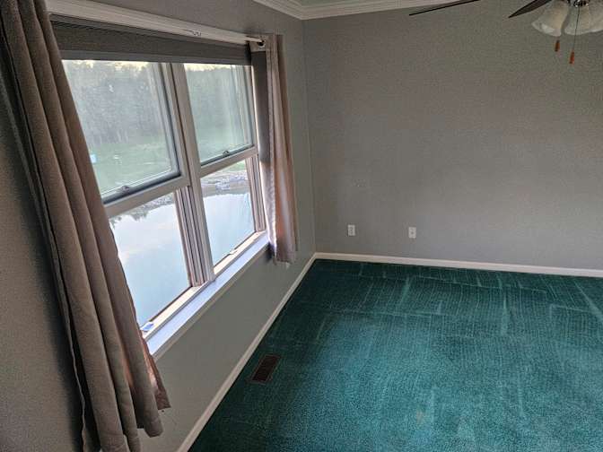 Debra L Kudrycki's room