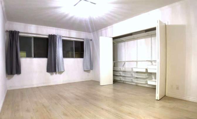 Alice's room