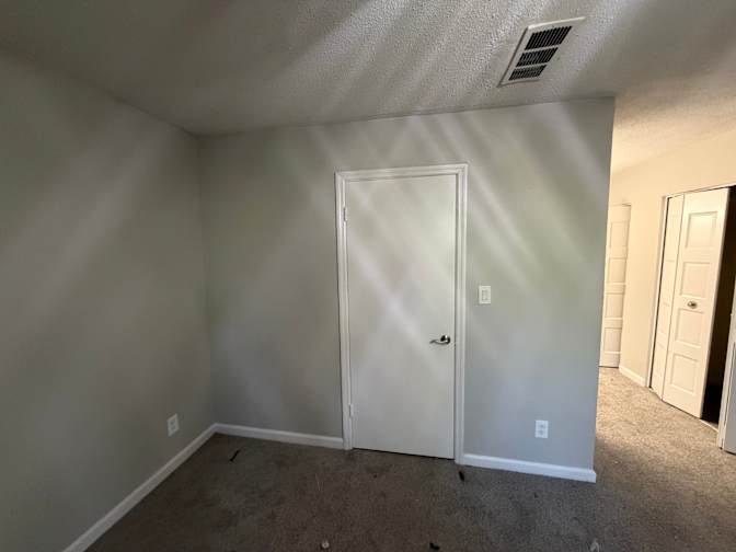 Alcove Rooms's room