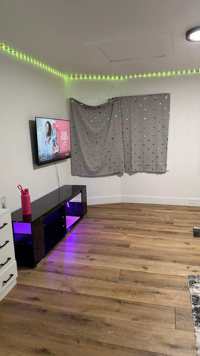 Jay's room
