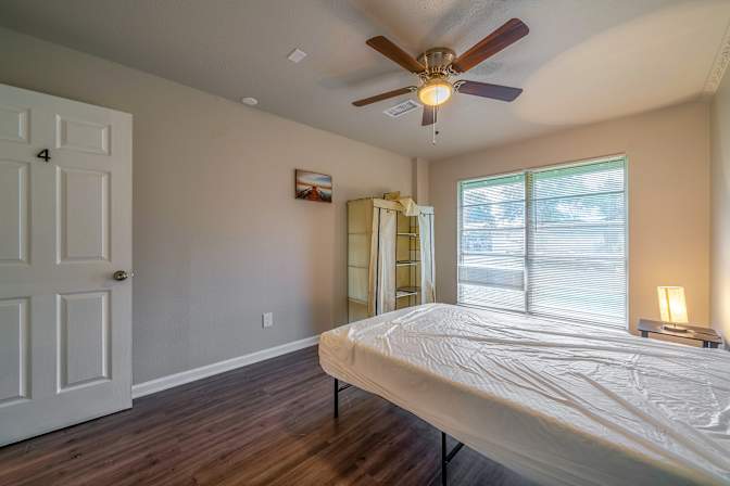 PadSplit's room