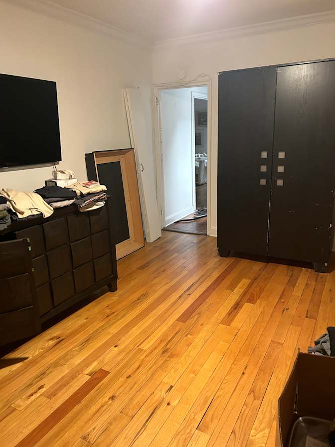 Craig Sanders's room