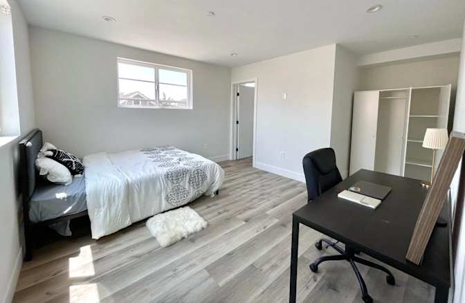FULLY FURNISHED ROOM RENT's room