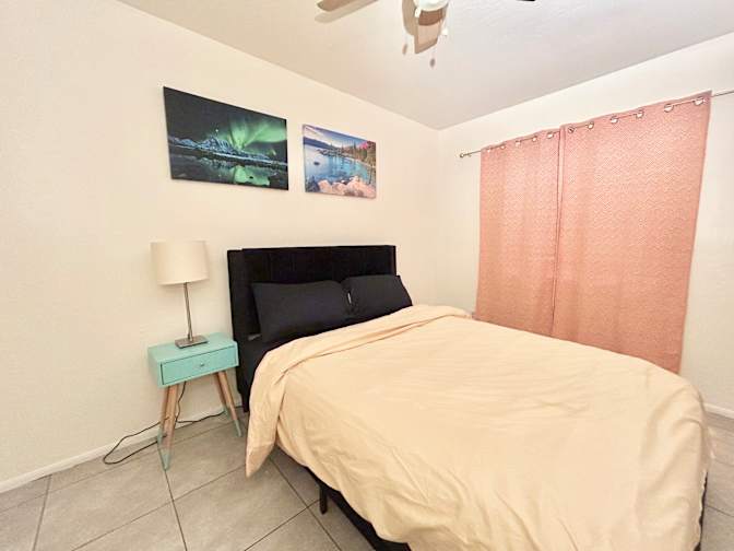 Oluwatoni Aderoju's room