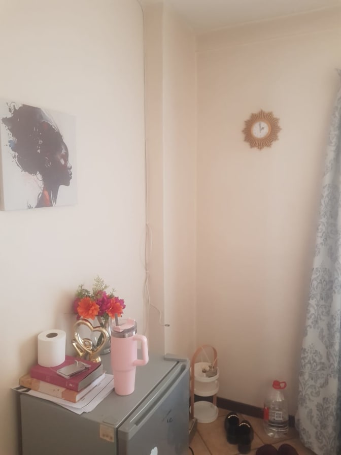 Dipuo's room
