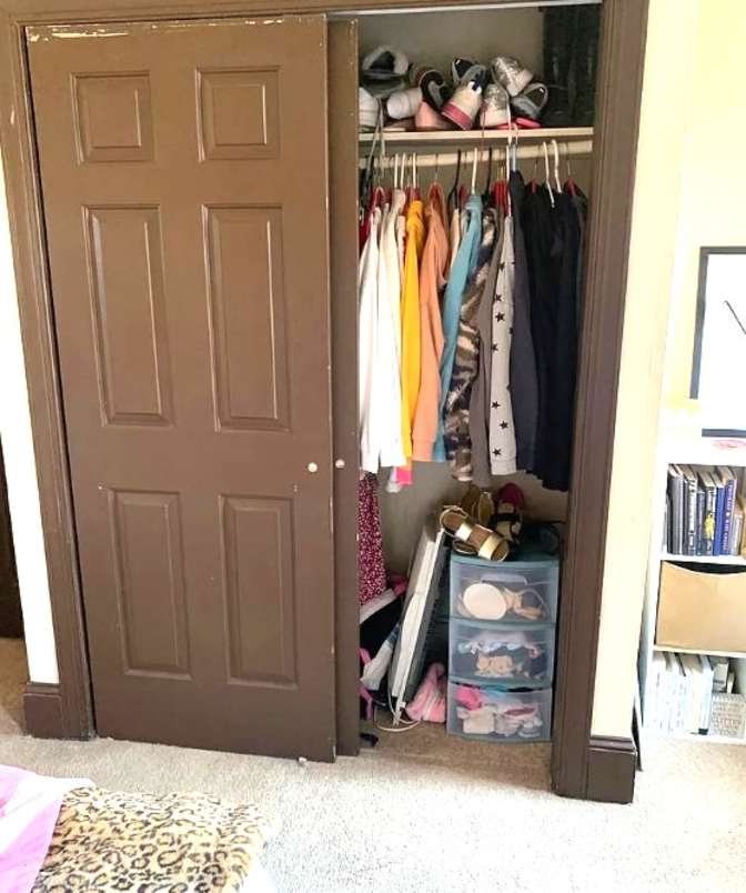 Vivian's room