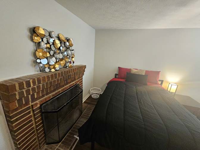 CL&C Property Management and Consulting's room