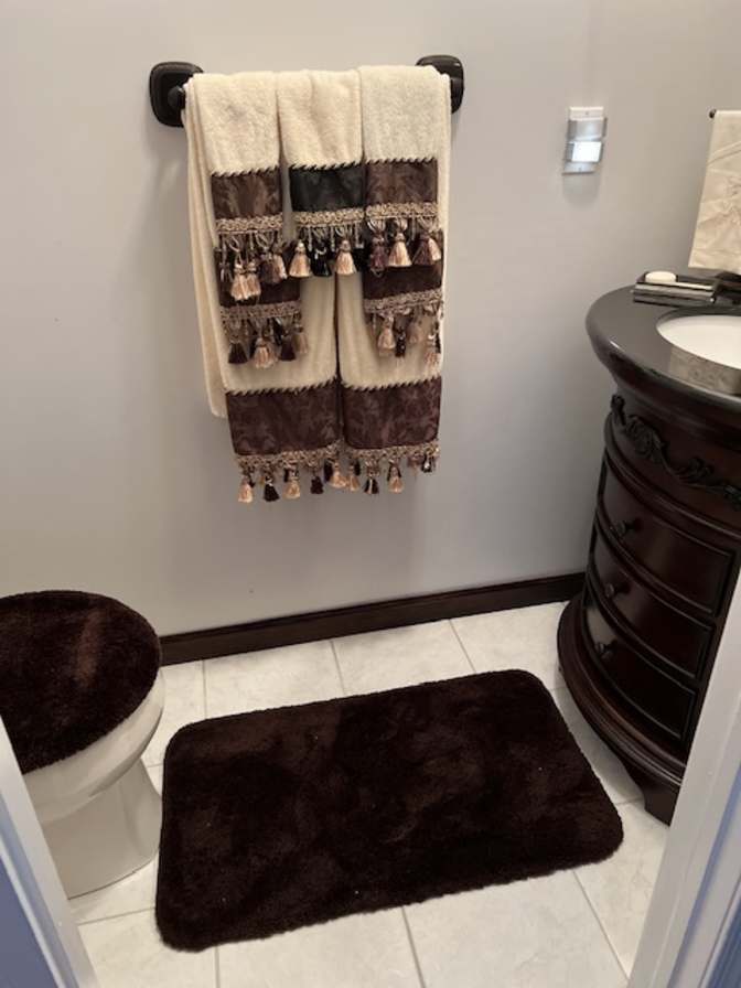 Teri-Lynn Calderon's room