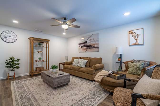 Alcove Rooms's room