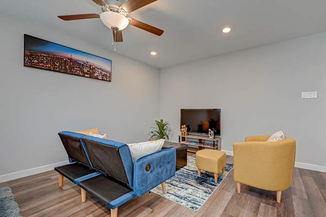 Felix's room