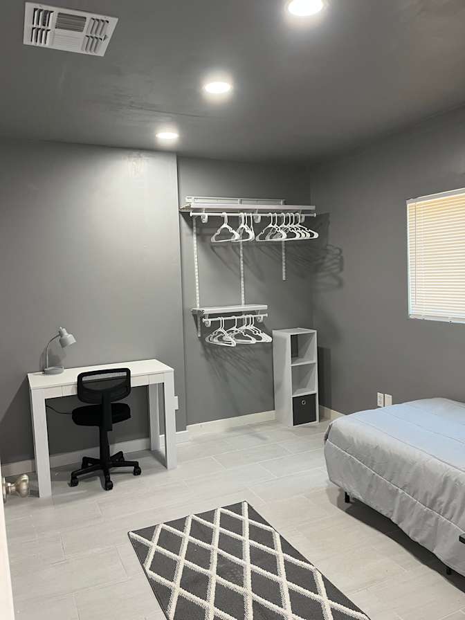 Robert Martinez's room