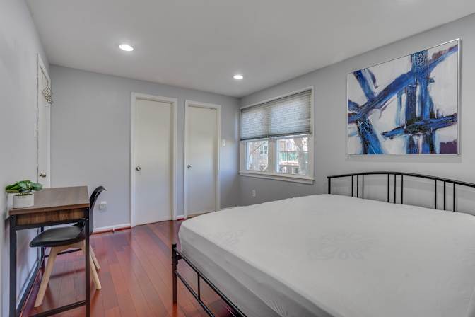 Stephanie's room