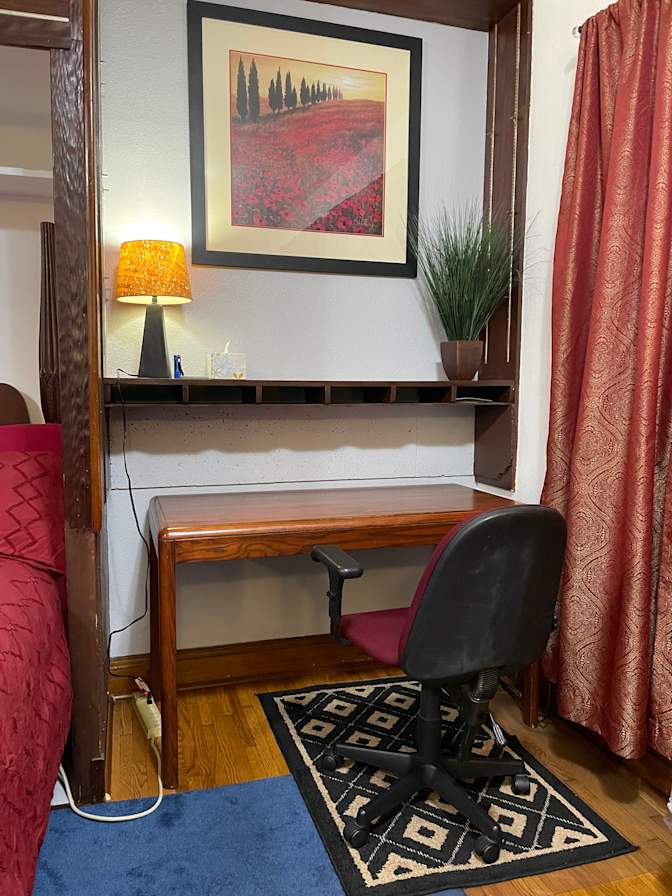 Kelly's room