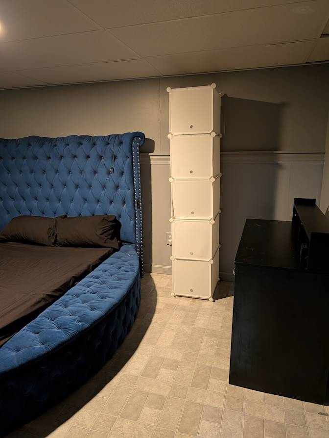 Jose's room