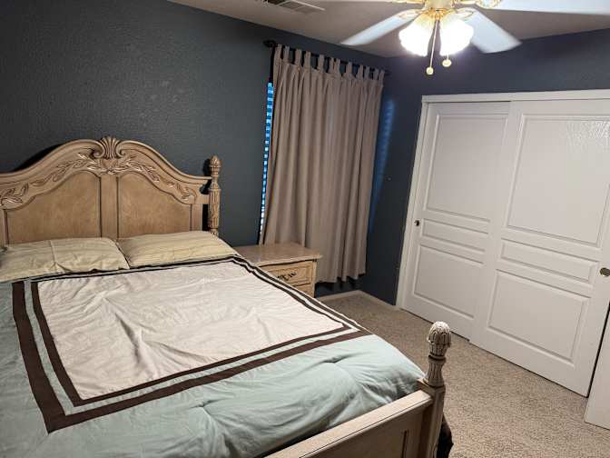 Pily Cruz's room